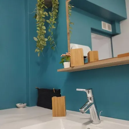 Cote Sable Ambiance Bord De Dans Le Centre Juan-les-Pins